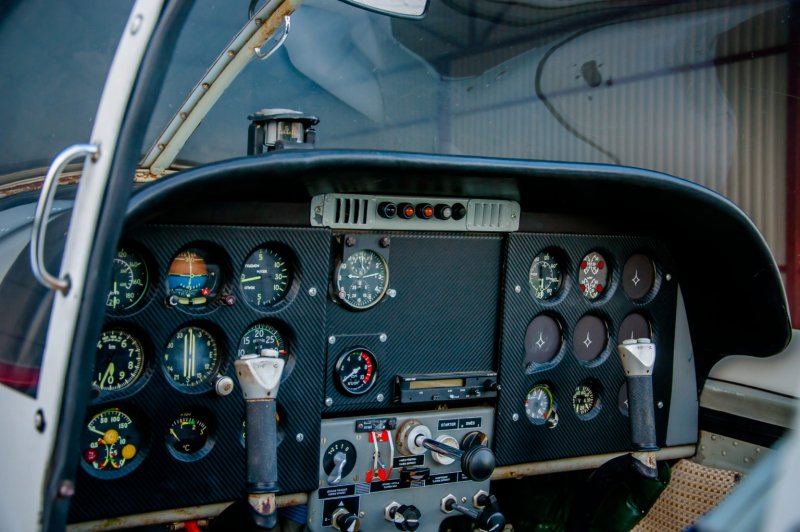 Zlin 42 приборы