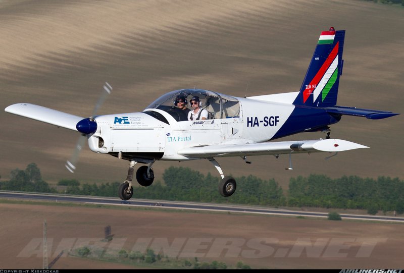 Zlin 142 крушение