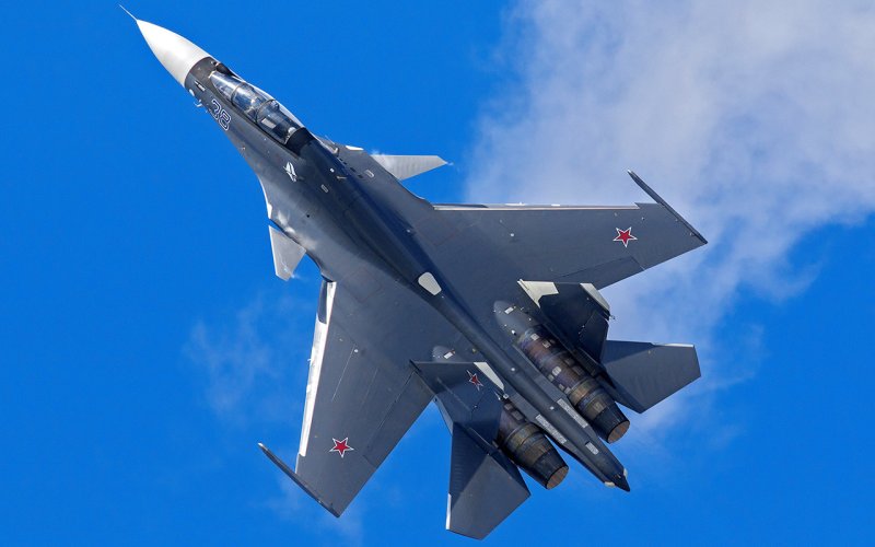 Истребитель Су-30см
