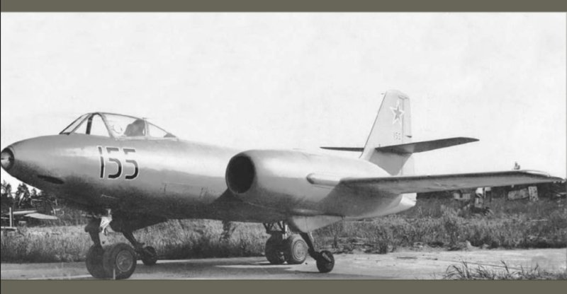 Самолет и-215д