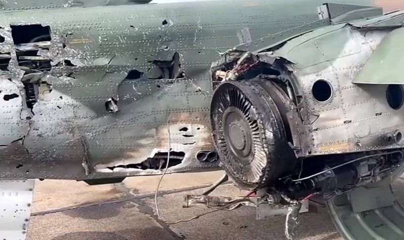 Су-25 подбитый приземлился