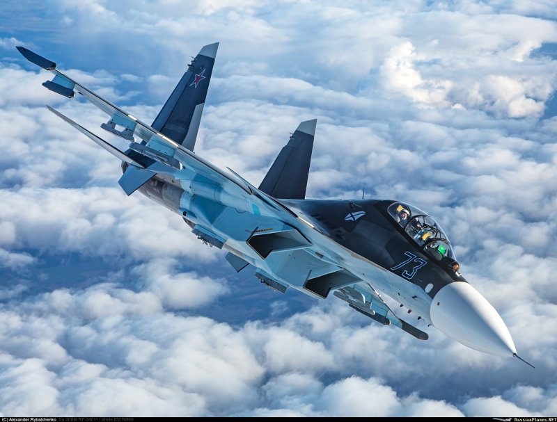 Истребитель Су-30см
