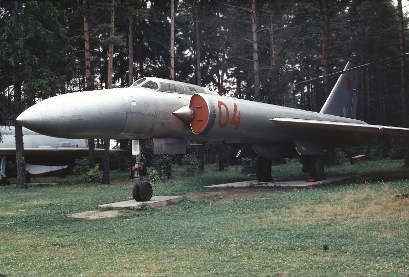 Истребитель-перехватчик ла-250 Анаконда