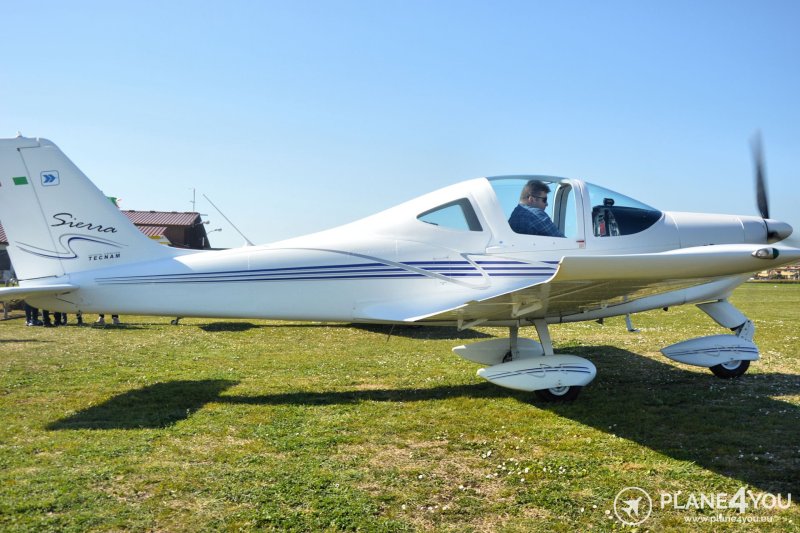 Tecnam p2002 Sierra