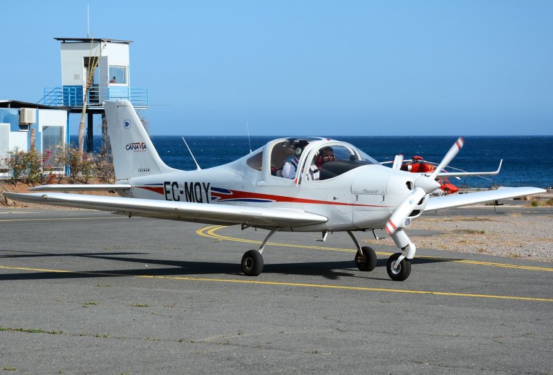 Tecnam 2002