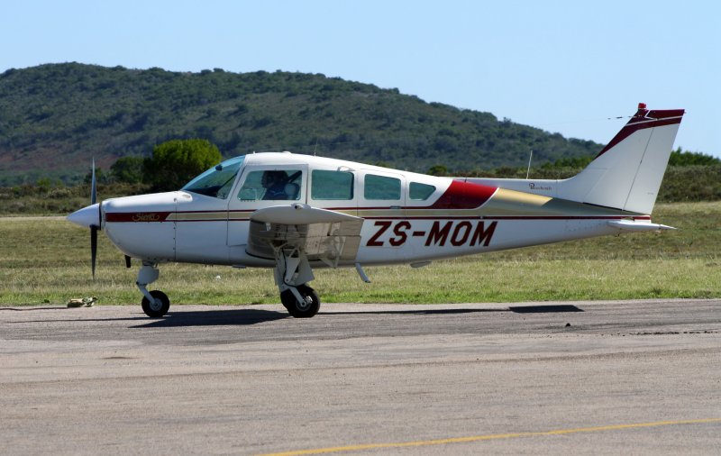 Beech b24 Sierra 200