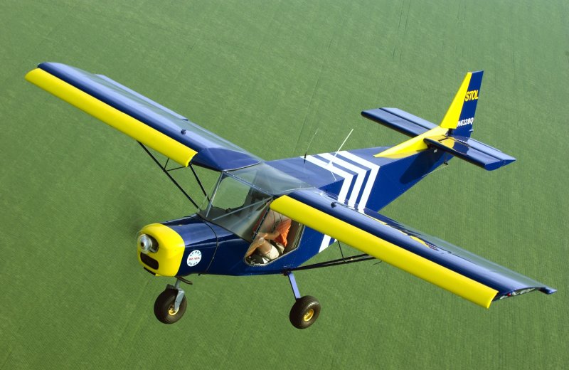 Zenith stol Ch 701