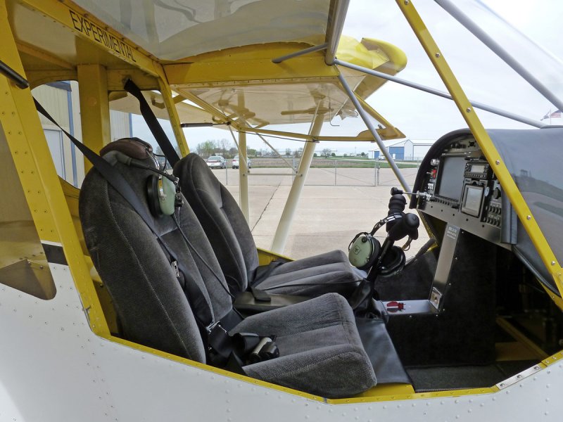 Stol Ch 750 кабина