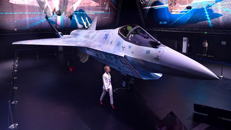 Су 75 самолет Макс 2021