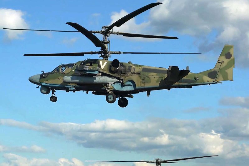 Военный вертолет