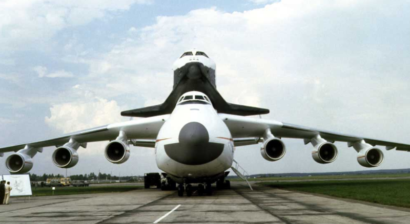 Мрия АН-225 Буран