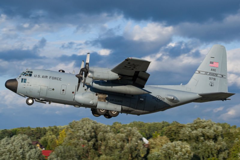 C-130h Hercules 80811