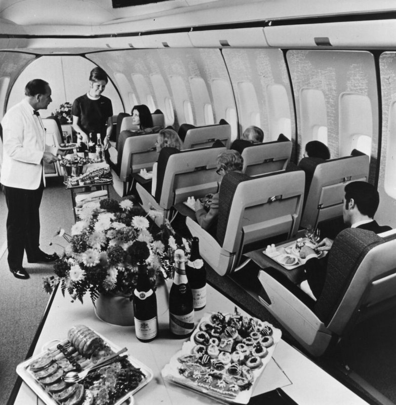 Боинг 747 пассажирский самолёт салон