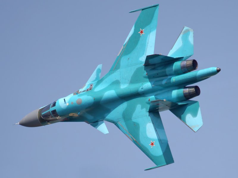 Су-34 реактивный самолёт