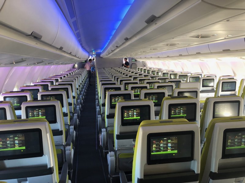Airbus a330-300 внутри