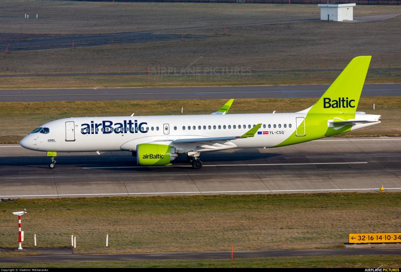 Airbus a220-300 AIRBALTIC