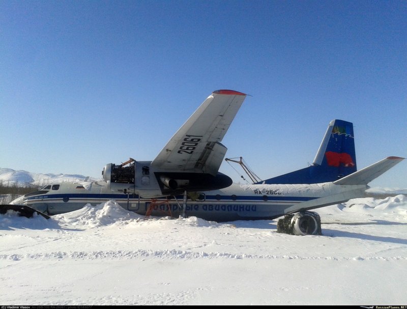 АН-26 Полярные авиалинии Батагай