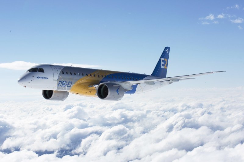 Самолет Эмбраер е190 е2
