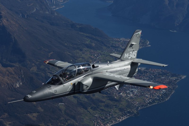 M345 Leonardo Aermacchi