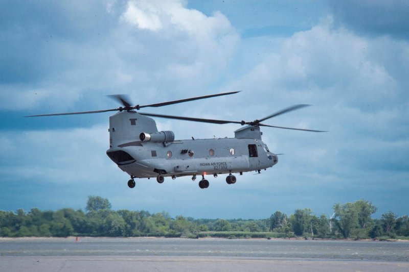 Вертолет Ch-47f Chinook
