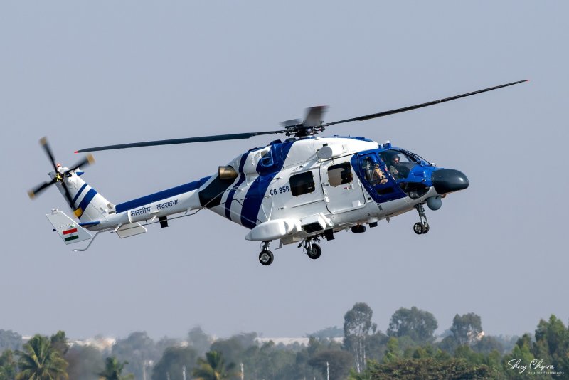 Hal Dhruv вертолет