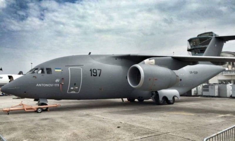 АН-178 транспортный самолёт грузовые самолёты
