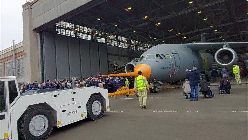 АН-178 кабина