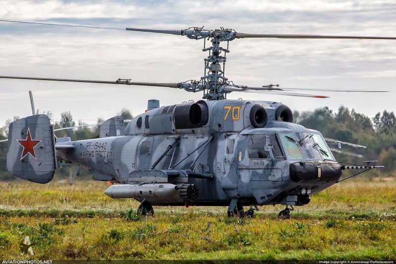 Корабельный вертолет ка-29