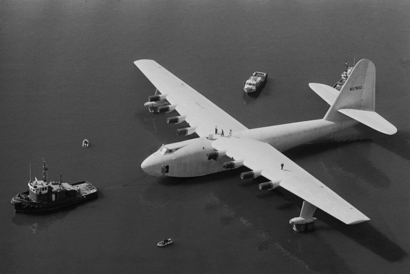 Самолёт Hughes h-4 Hercules