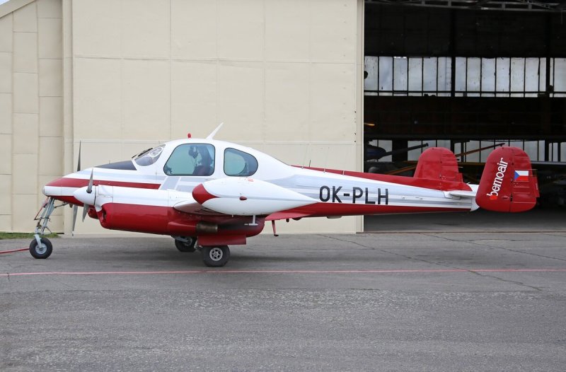 L-200 Morava