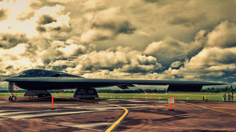 Бомбардировщик Northrop b-2 Spirit