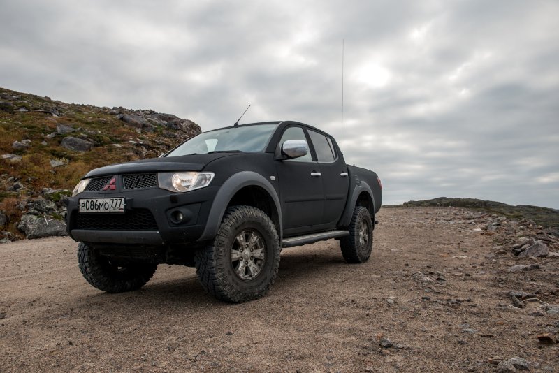Mitsubishi l200 4g