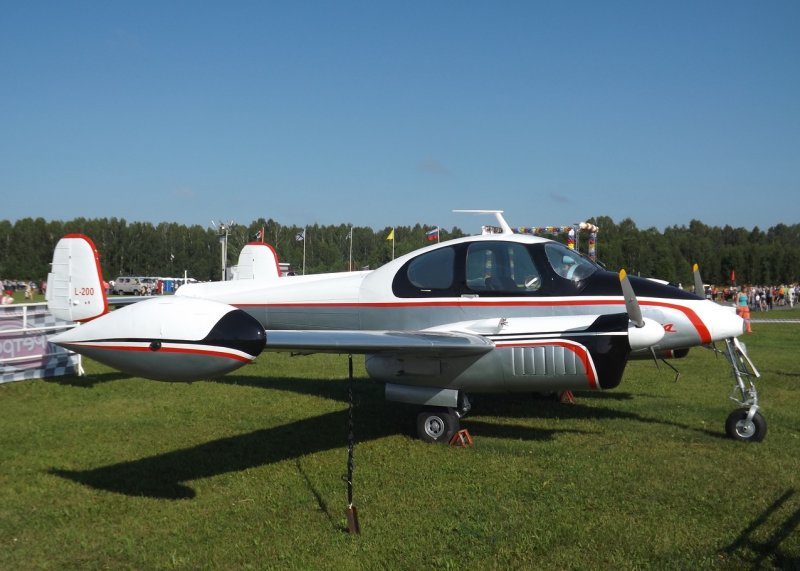 Morava l-200d