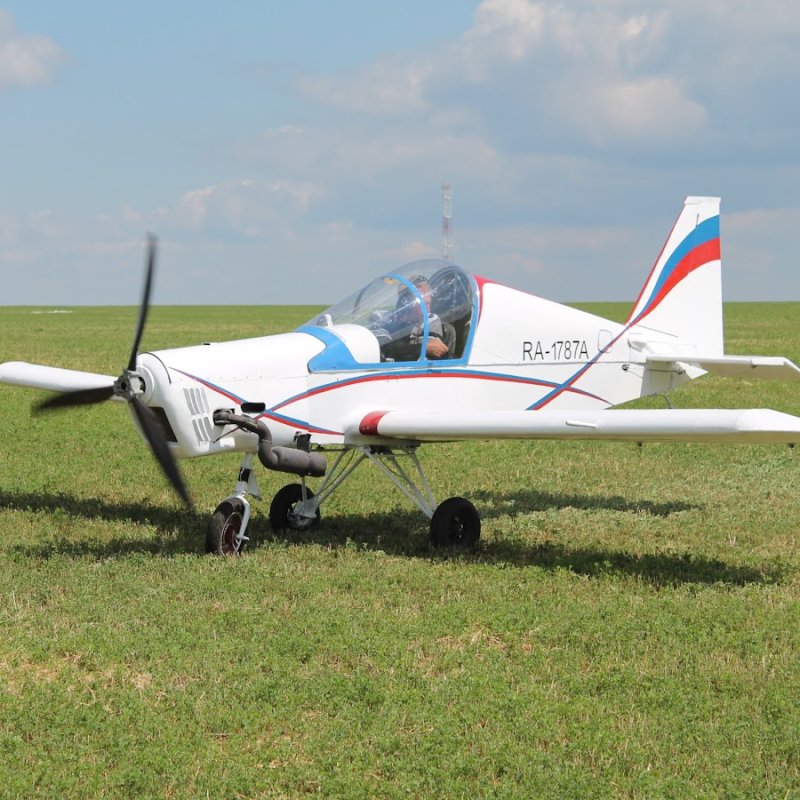 Легкий самолет «Арго-02».