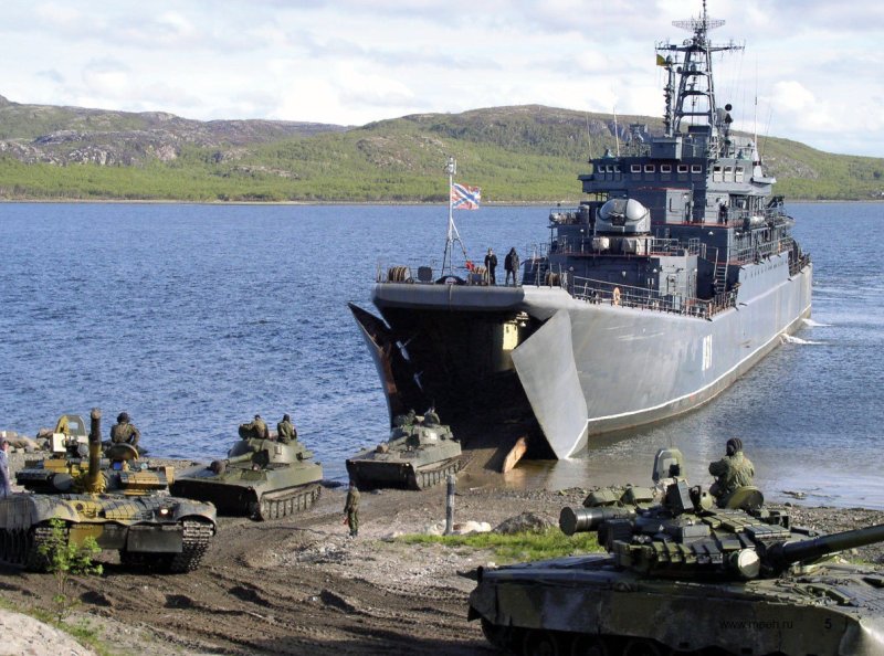 Морская пехота России БДК