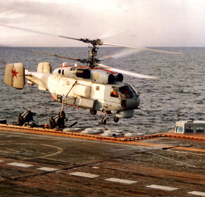 Палубный вертолет ка-28
