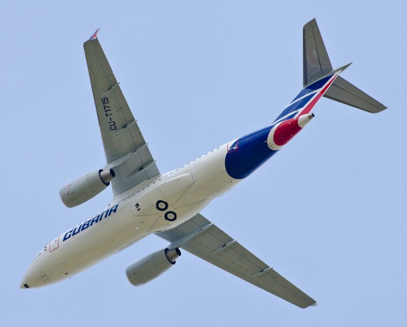 АН-158 Cubana.