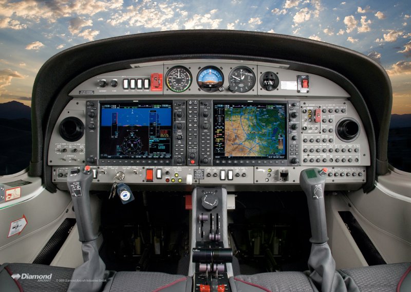 Diamond da42 кабина