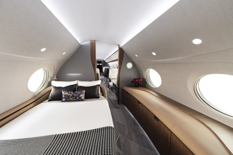Бизнес-Джет Gulfstream g700