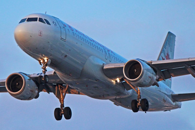 Airbus 320 200 самолет