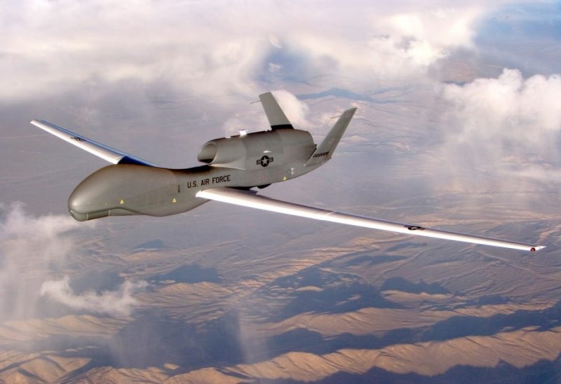 Беспилотник ВВС США RQ-4a Global Hawk.