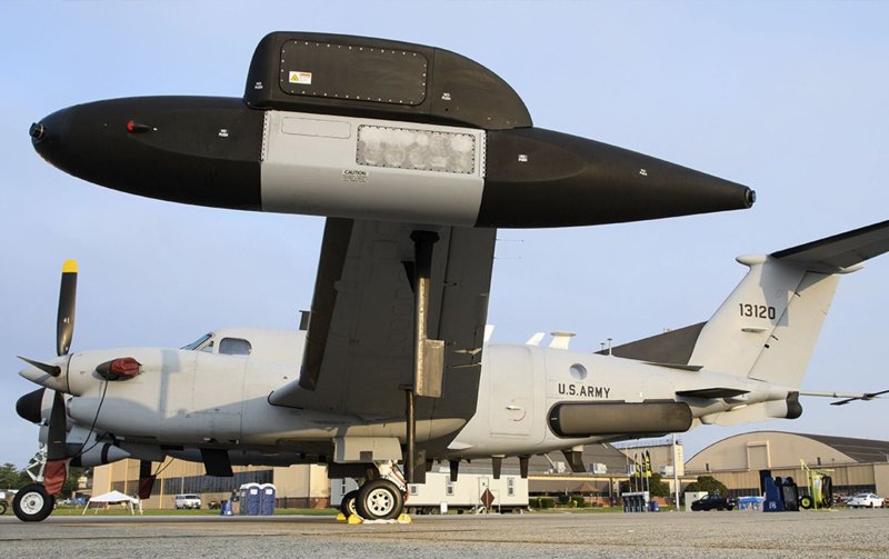 Самолет-разведчик Beechcraft RC-12x