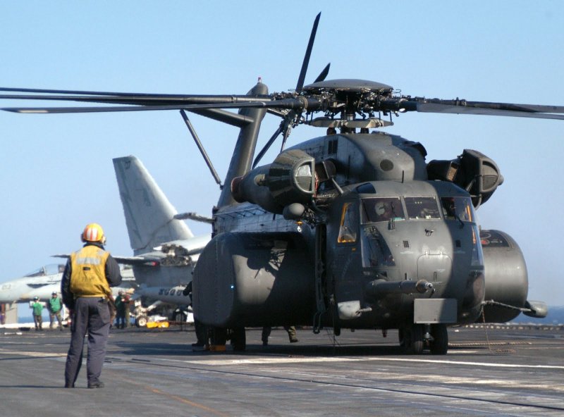 Вертолет MH-53j