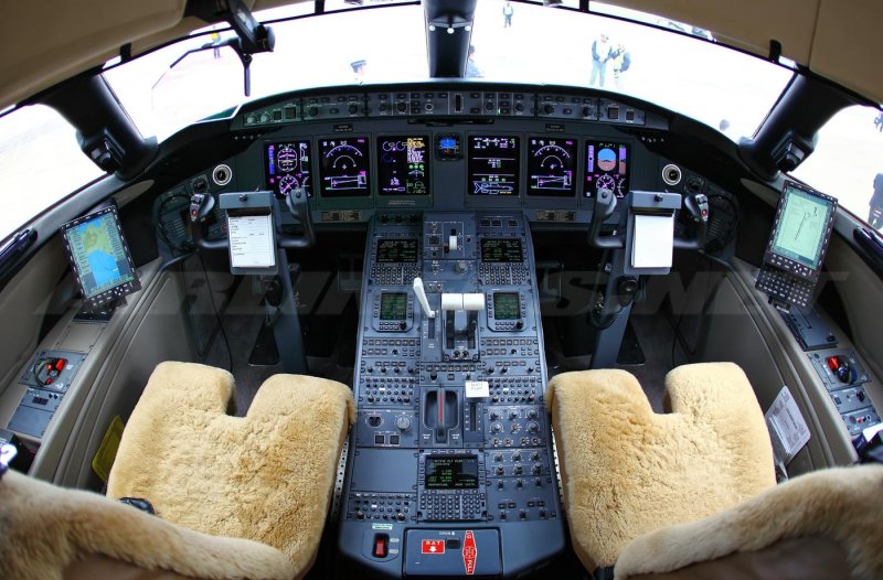 Кабина Bombardier Global 7000