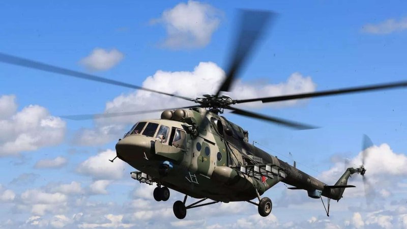 Ми-8 вертолёт