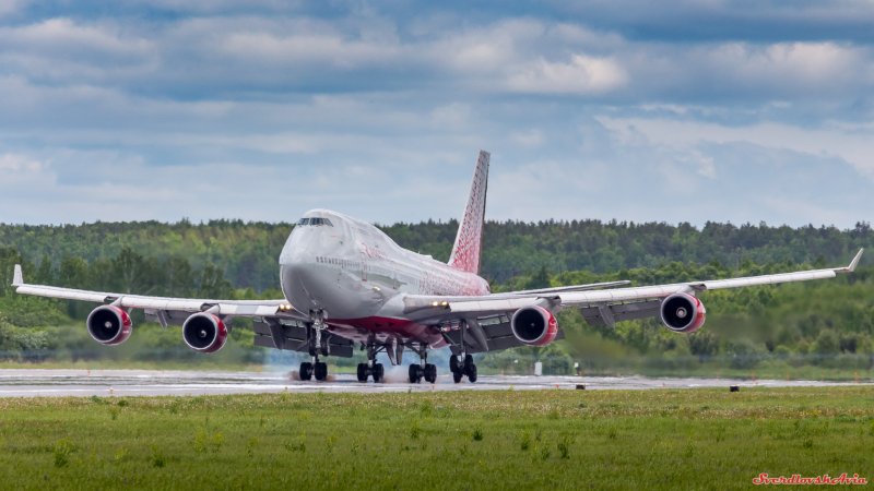 Боинг 747 посадка