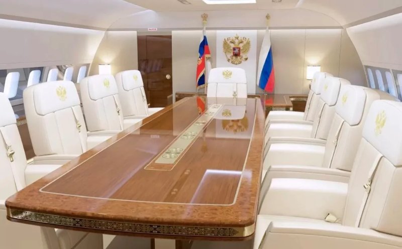 Президентский самолет Путина ил-96