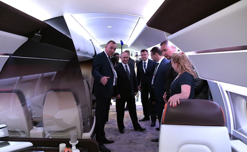 Макс 2017 Путин