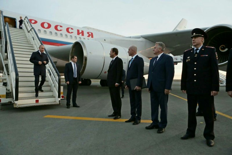 Самолёт президента России ил 96