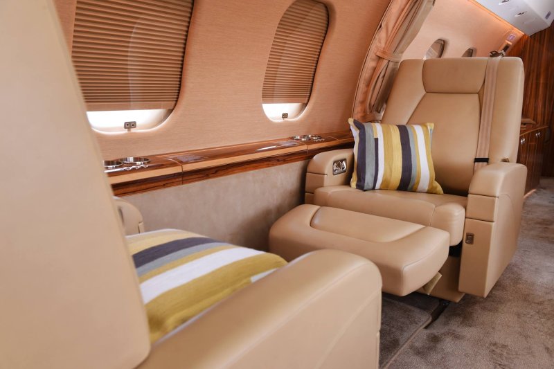 Bombardier bd-700 Global Express салон